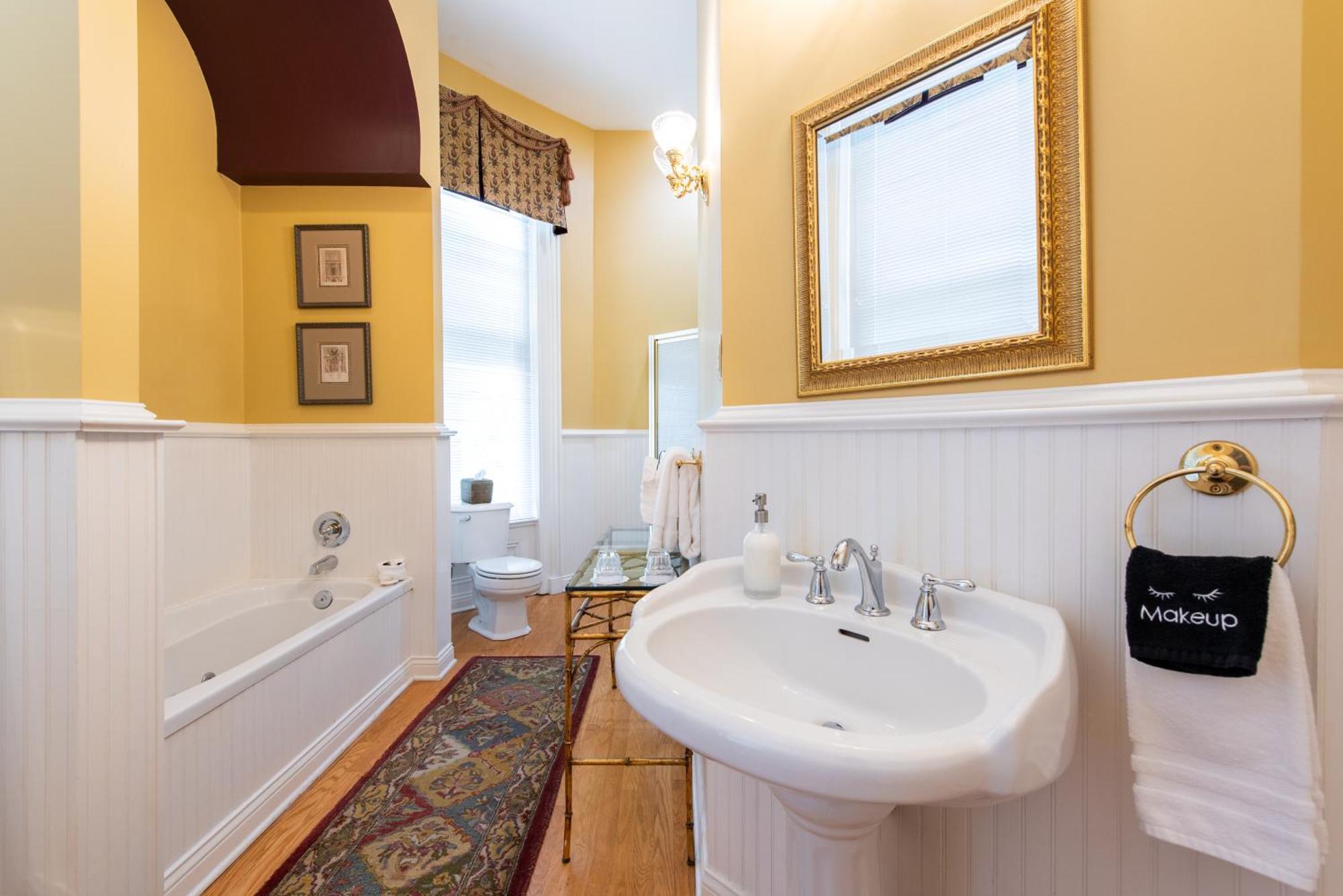 لويفيل Dupont Mansion Bed & Breakfast الغرفة الصورة
