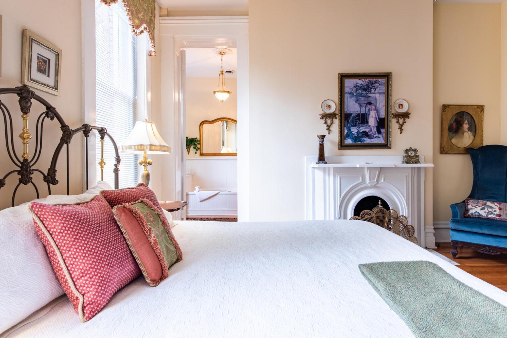 لويفيل Dupont Mansion Bed & Breakfast الغرفة الصورة